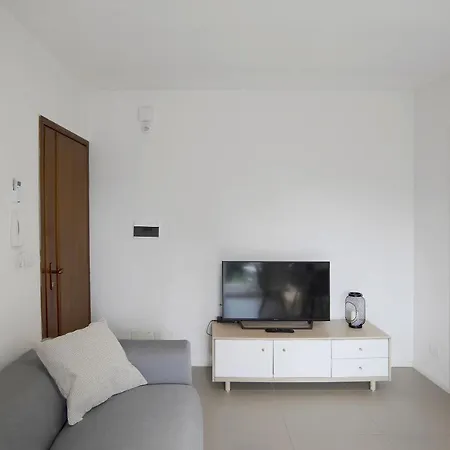 Apartment Baseventuno 4 Bilocale